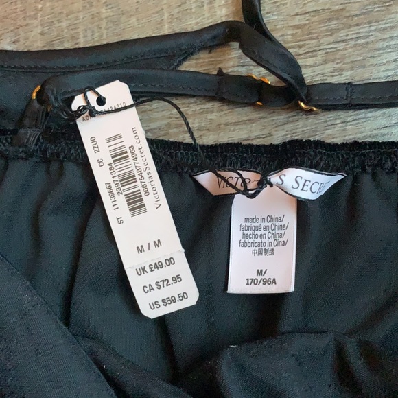 NWT Victoria’s Secret Velvet Romper, Medium - Picture 5 of 5